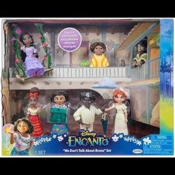 ست عروسکی انکانتو - «ما درباره‌ی برونو حرف نمی‌زنیم»  Encanto - “We Don’t Talk About Bruno” Set