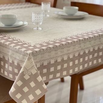 رومیزی مخمل شانل ضدلک140*140طرح حاشیه چارخونه