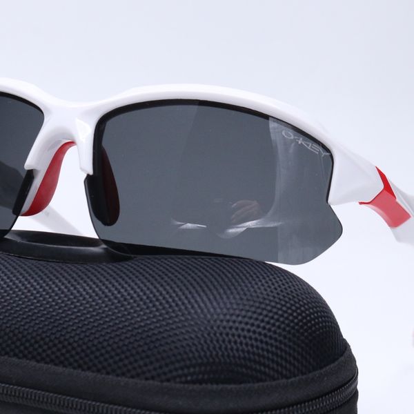 عینک برند OAKLEY کد 181333