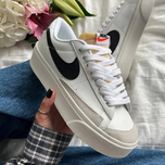 Nike - Blazer Low کتونی نایک مدل بلیزر سفید کرم لوگو مشکی
