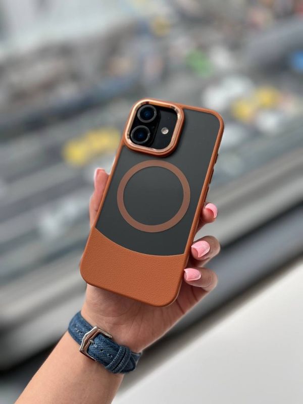 قاب آیفون پشت مات چرمی مگسیف🧳