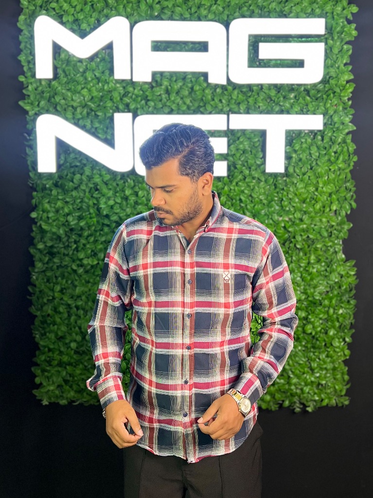 پیراهن چهارخانه مشکی قرمز