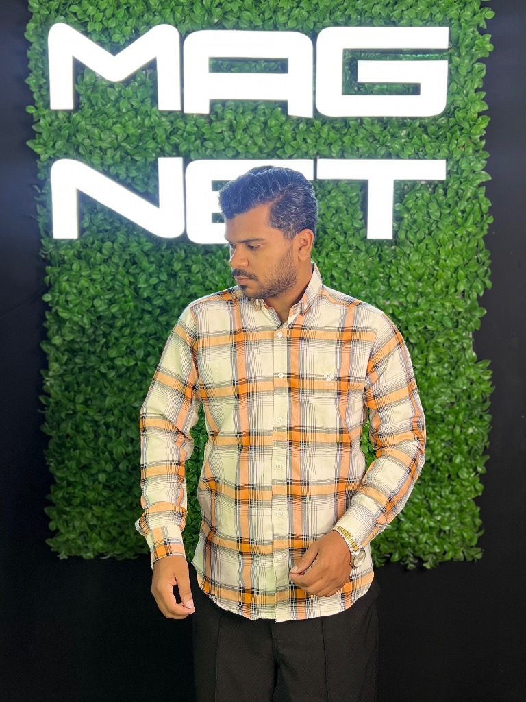 پیراهن چهار خانه سفید نارنجی