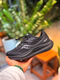 کفش ساکنی الوند مشکی تمام