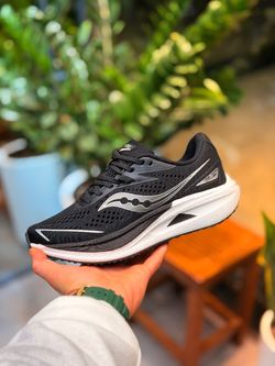 کفش ساکنی الوند  مشکی سفید