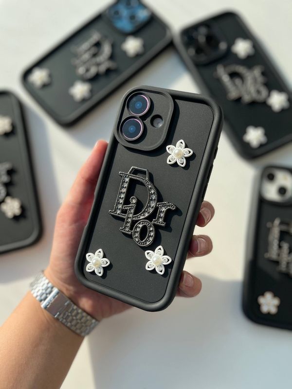 قاب آیفون دیور نگینی گل برجسته💮