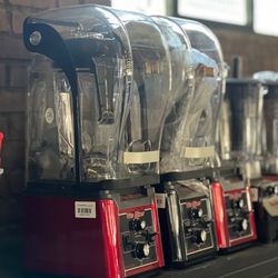 بلندر کاوردار ویتامیکسر Vitamixer