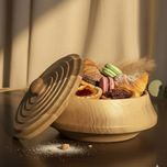 شیرینی خوری جار