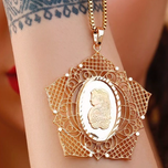 گردنبند رومانتویی رخ