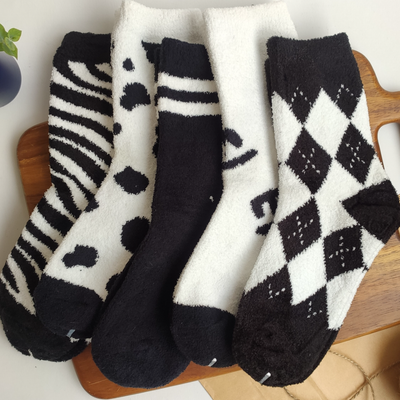 جوراب نیم ساق بوکله زنانه سفید مشکی برند COCO & HANA