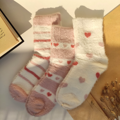 جوراب نیم ساق زنانه موهر طرح قلبی وارداتی