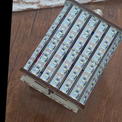 لامپ دست ساز مدل فانوسی 6پیکسل 65وات نوردهی
