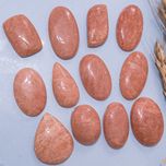 آمازونیت هلویی