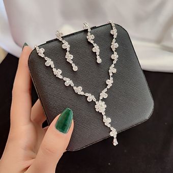 نیمست جواهری عروس شکوفه