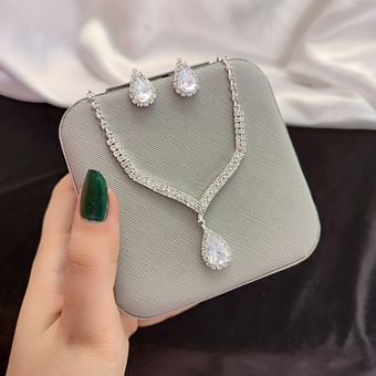 نیمست اشکی پرنسسی