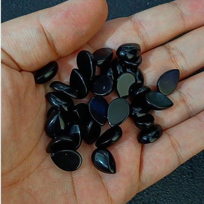 اونیکس اشکی