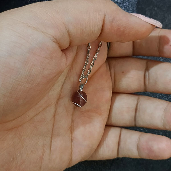 گردنی کوارتز توت فرنگی