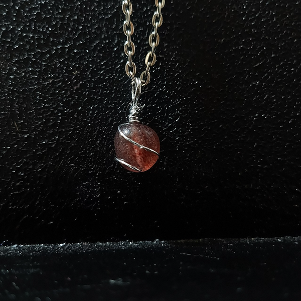 گردنی کوارتز توت فرنگی