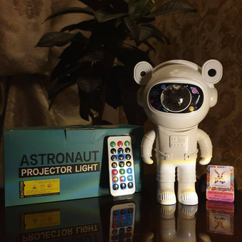 چراغ خواب و اسپیکرمدل فضانوردی