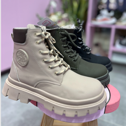 نیم بوت مدل تیمبرلند