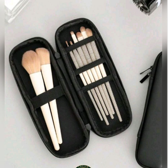 کیف نگهداری براش  1pc Portable Travel Makeup Brush Storage Bag