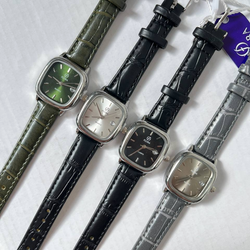 ساعت بند چرم زنانه فلورا FELORA