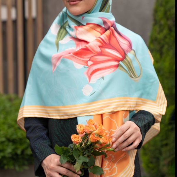 روسری زنبق واژگون