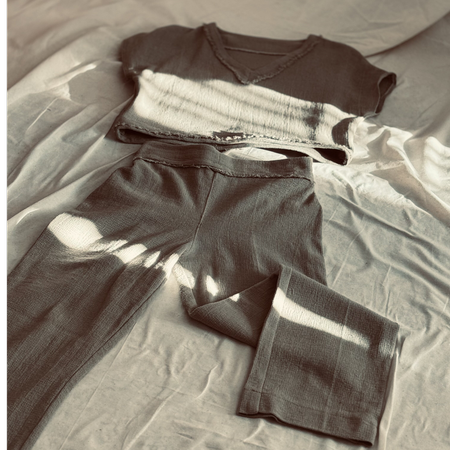 کراپ و شلوار"کارا"