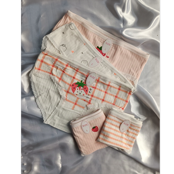 شورت عروسکی طرح توت فرنگی