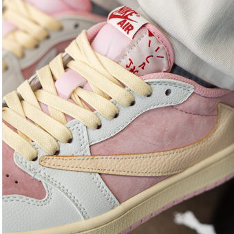 کتونی air jordan 1 low travis scott - جردن وان لو ترویس اسکات w