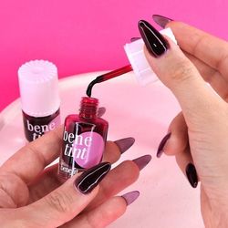 خریدتینت لب آلبالویی