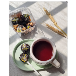 بمب خرما شکلاتی