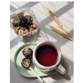 بمب خرما شکلاتی