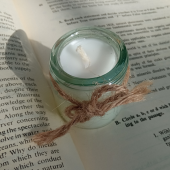 شمع شیشه ای کوچک