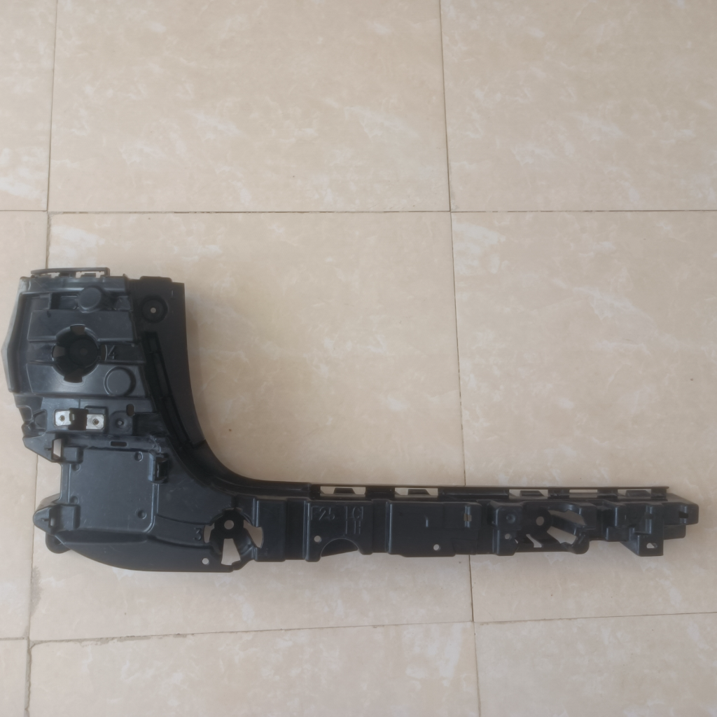 براکت سپر عقب بی ام و X3 مدل 2011 تا 2017 سمت چپ (فابریک USA) 51127338757