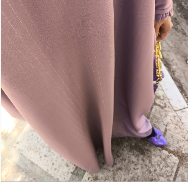 عبا بنفشه پوش