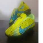 کفش چمن نایک