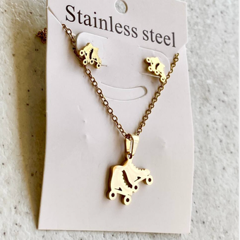 گردنبند کفش اسکیت