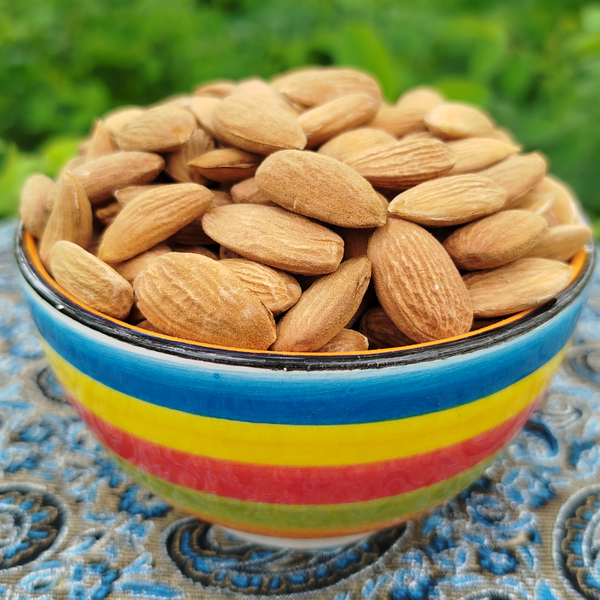 مغز بادام درختی ممتاز ایرانی،بسته500گرمی،ترد و خوش طعم،کیفیت تضمینی