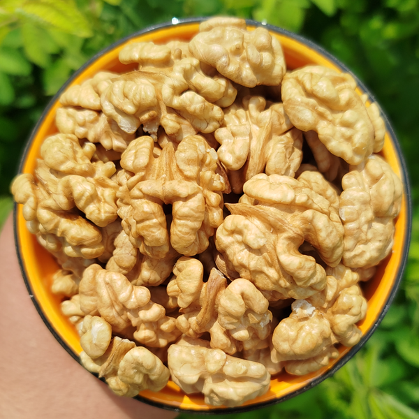 مغز گردو سفید سوپرلوکس ایرانی،بسته یک کیلویی،تازه و خوش طعم،کیفیت تضمینی