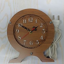 ساعت رومیزی چوبی با LED – ترکیب کلاسیک و مدرن