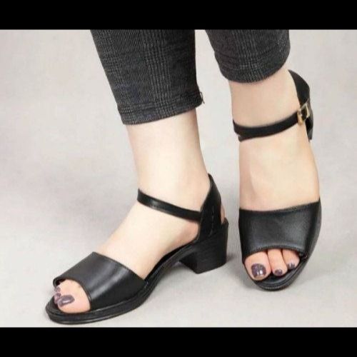 صندل پاشنه دار زنانه مدل کلاسیک