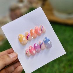 ناخن مصنوعی با مواد کاشت طرح ابر پینترستی