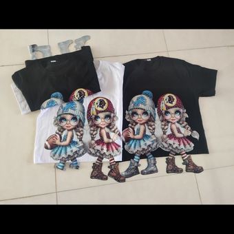 کراپ استیکردار فانتزی طرح عروسک