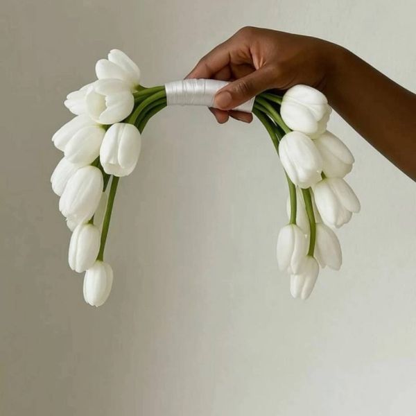 دسته گل عروس لاله  اماراتی 20 شاخه مصنوعی