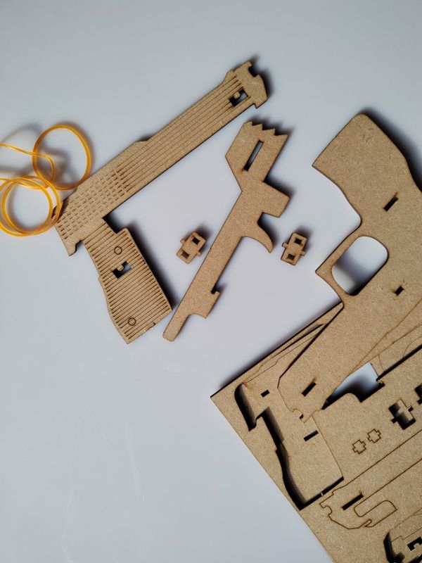 پازل چوبی دکوراتیو تفنگ