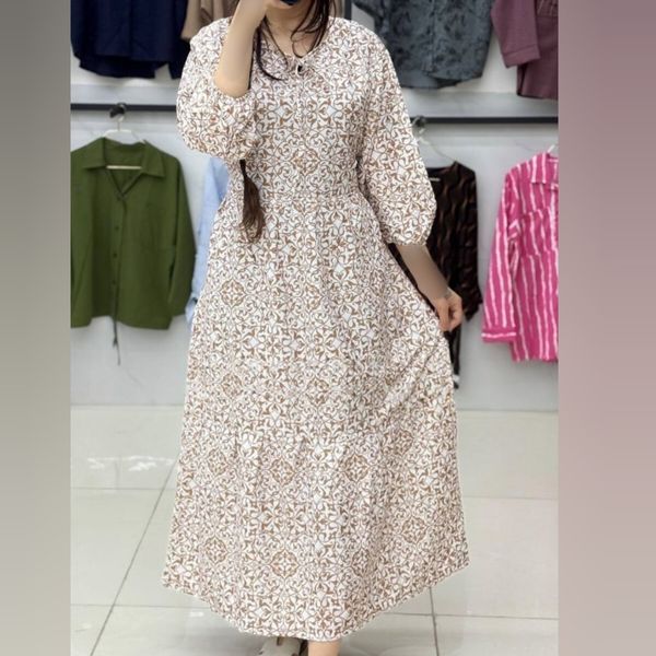 ساحلی زنانه