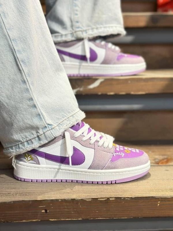 کتونی نایک طرحدار