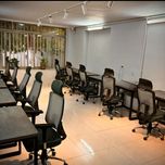 صندلی اشتراکی روزانه