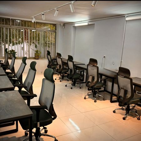 صندلی اشتراکی روزانه